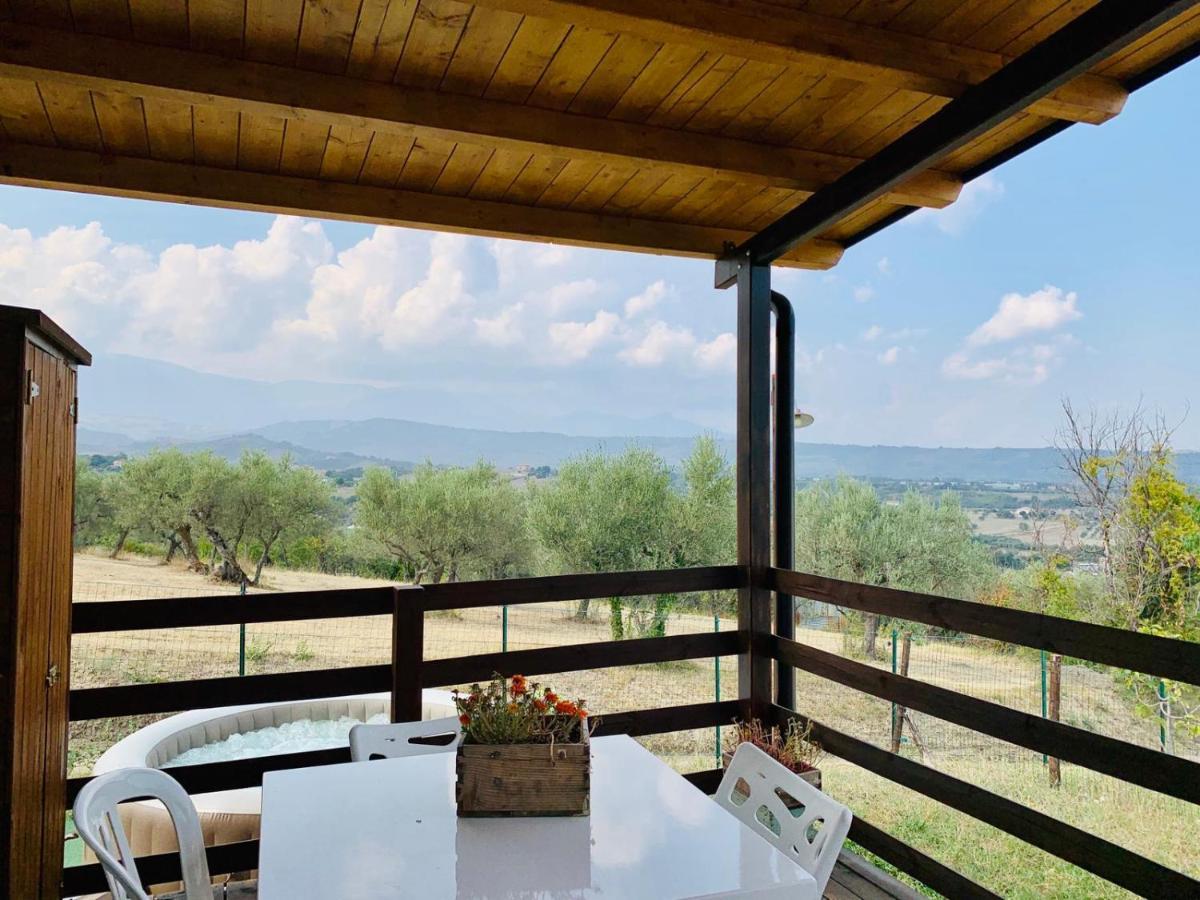 Oasi Macerina Villa Alanno Exterior photo