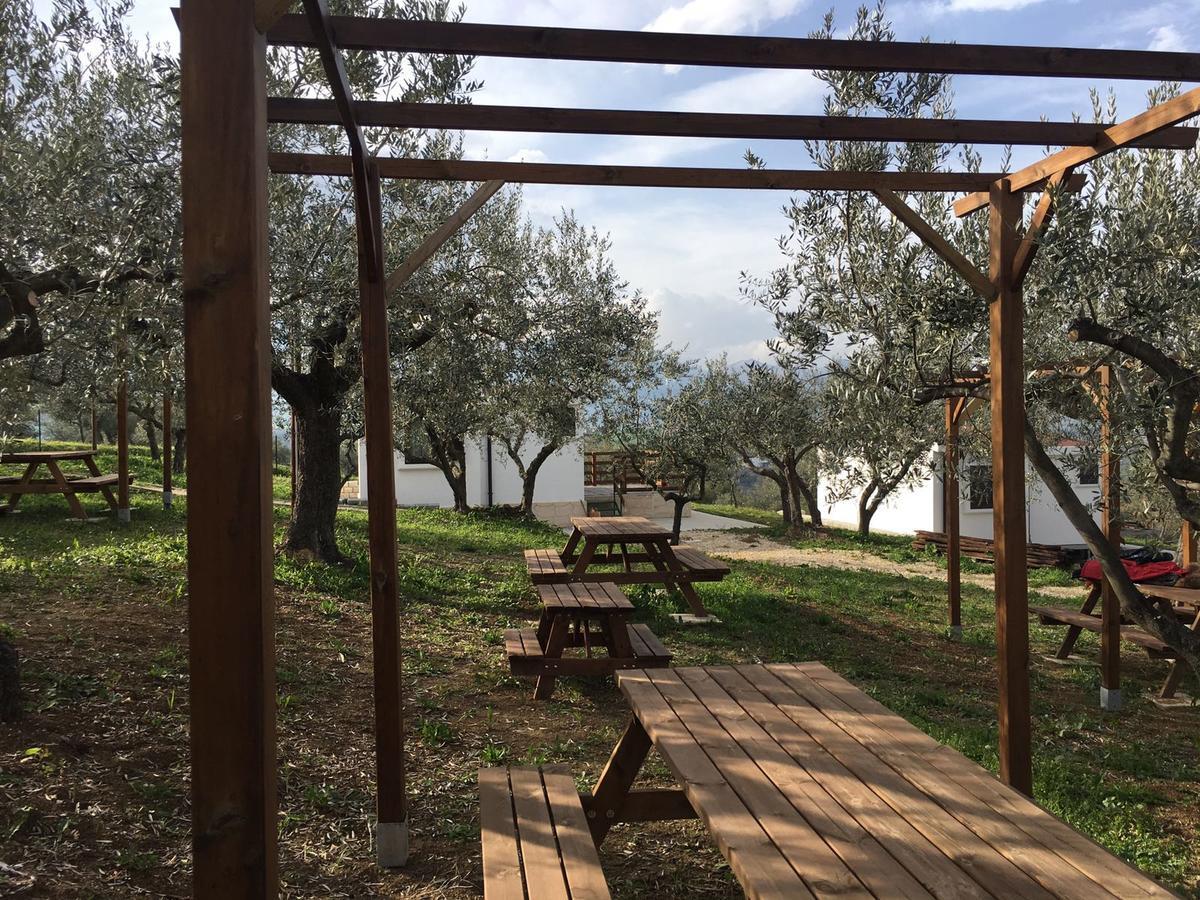 Oasi Macerina Villa Alanno Exterior photo