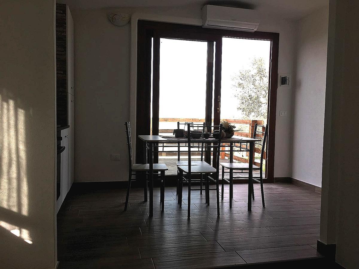 Oasi Macerina Villa Alanno Exterior photo
